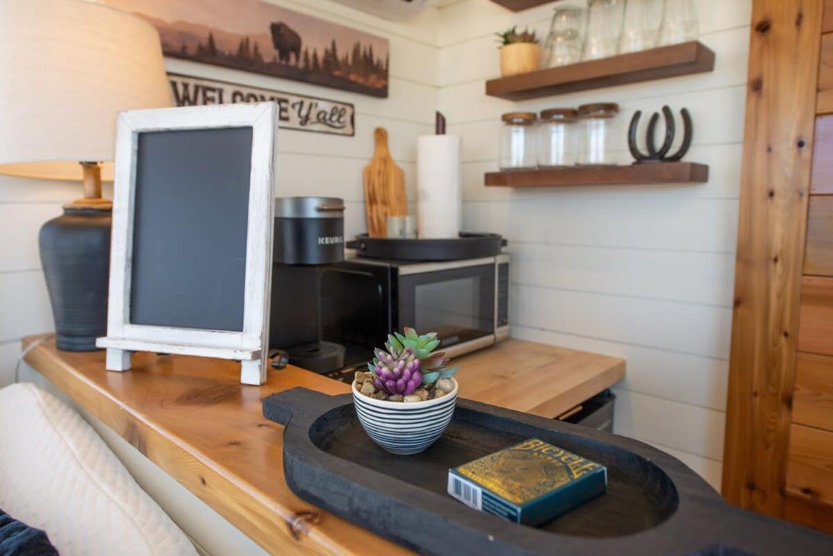 New The Buffalo-Shipping Container In Alpine Exterior photo